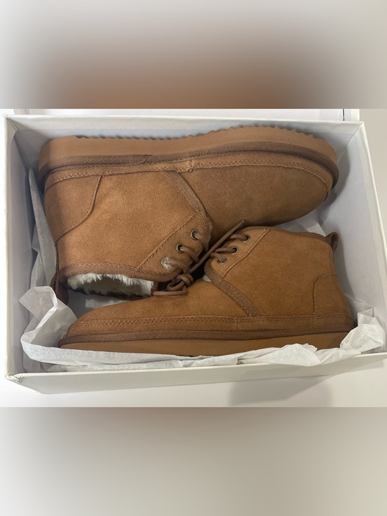 Quince Shoes - Quince Australian Shearling Chukka Bootie Size 8